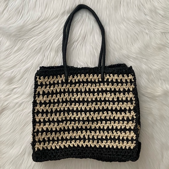 straw packable tote bag - Picture 3 of 6